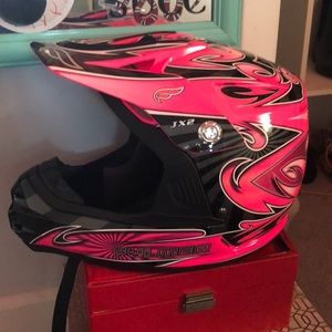 Fulmer motorsports helmet